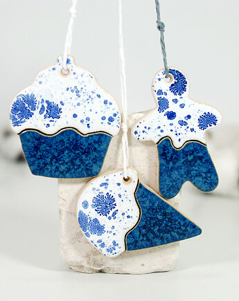Ceramiczne ozdoby choinkowe - piernikowy ludzik, ciasto, lód, 10FingersArt
