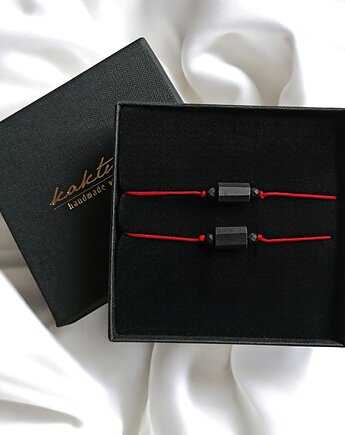 Komplet dla pary : ochronne bransoletki - czarny turmalin : czerwony sznurek, kaktusia