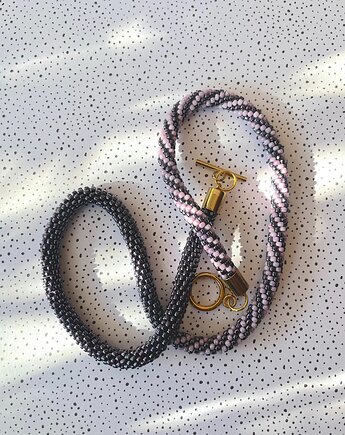 Naszyjnik ze Szklanych Koralików, Be So