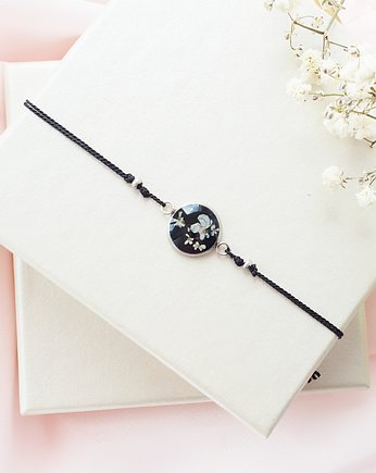 Bransoletka na jedwabnej nici z dziką marchwią, Jaskółcze ziele handmade 
