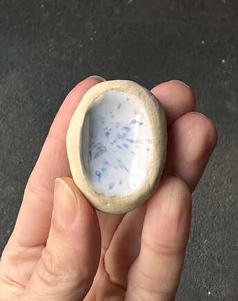 Worry stone *biel w kropki, katha