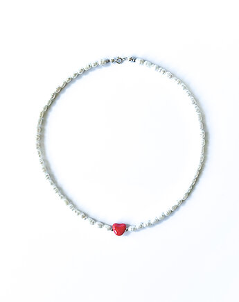 Naszyjnik z pereł z ceramicznym sercem midi, Gutowska jewelry