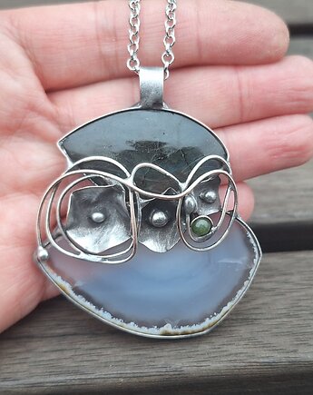 Kwiaty sobie sama kup! - wisiorek, po drugiej stronie lustra