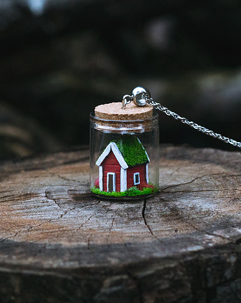 Wisior Słoik z zerwonym Domkiem, Nest of Bones