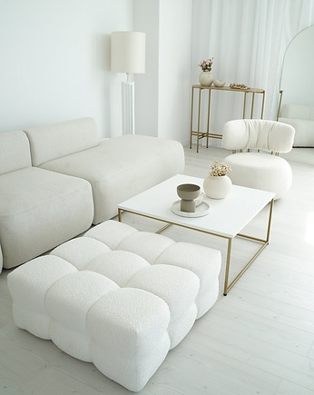 Sancha - stolik na złotej podstawie z siedziskiem w modnej tkaninie boucle, Papierówka Simple form of furniture