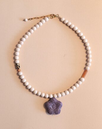 Soft Bloom Necklace, Junavisions