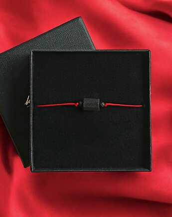 Ochronna bransoletka - czarny turmalin, onyks : czerwony sznurek, kaktusia