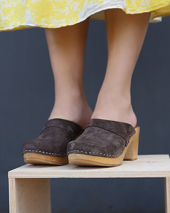 Wsuwane buty na drewnianej podeszwie, OKAZJE - Prezent na 18 urodziny