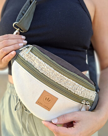 Zamszowa nerka basic Kremowo-Szałwiowa, sabi tatka