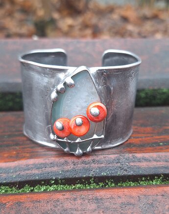 Koralowe kwiaty - bransoletka regulowana, po drugiej stronie lustra