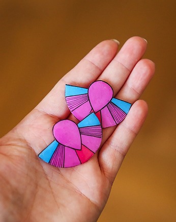 Klipsy  pink monday, Pintura