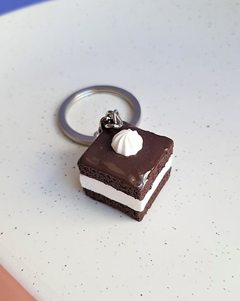 Brelok Wuzetka z Masy Plastycznej, Wypieczone