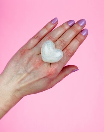 Pierścionek GIGA HEART mleczne konfetti, Cuksy Jewellery