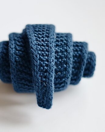 Mini szalik z merynosa granatowy, knots