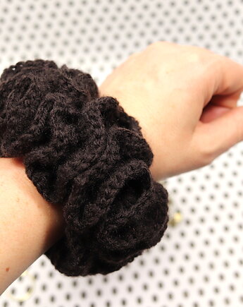 Frotka do włosów scrunchie gumka szydełkowa gorzka czekolada, RękaProduction