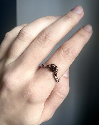 Miedziany pierścionek na co dzień z kamieniem naturalnym do wyboru, wired.stories