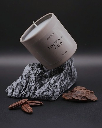 Świeca z Wosku Oliwkowego "Tonka & Oud", Unique