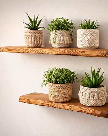 Półka drewniana wisząca na ścianę z żywą krawędzią grubość 38 mm, VANLORR