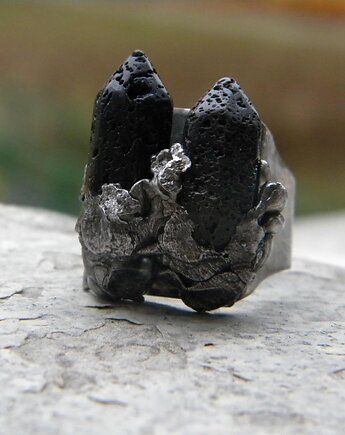 Lawa   - pierścień, Beata Trotter