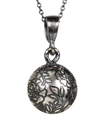 Personalizowany srebrny oksydowany naszyjnik z kwiatem urodzinowym, Blooming Stones