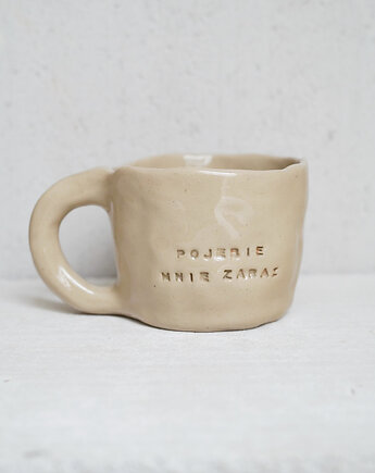 Kubek z brzydkim napisem POJEBIE MNIE ZARAZ 240 ml, rel ceramic