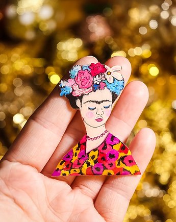 Broszka Frida w bluzce w maki, Pintura