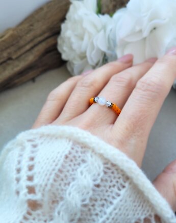 Pierścionek z Kamieniem księżycowym, Seylla pracownia