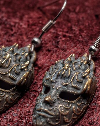 "To nie jest" - Kolczyki z brązu pokryte zieloną patyną, Biżuteria z Myśli Odlana