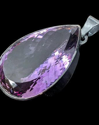 Kryształ ametystu z baśni, Pracownia Neores