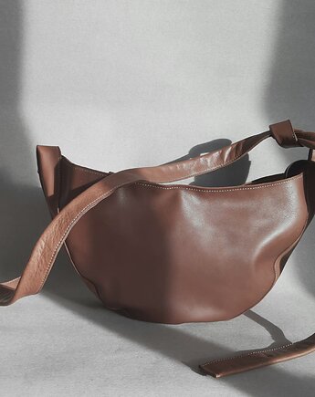 Rogalik średniej wielkości skórzana torebka wiązana na supeł Brązowa, Łagoda