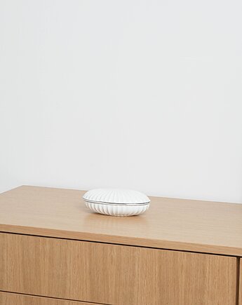 Porcelanowa szkatułka muszla, włoski design, lata 70, produkcja: Włochy, Przetwory design