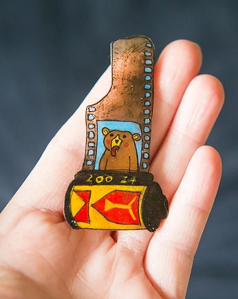 Broszka  rolka z filmem, Pintura