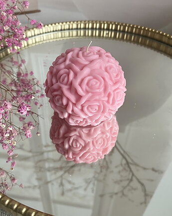 Świeca sojowa dekoracyjna "Rose Garden" 84x70mm różowa, Coccola JEWELLERY