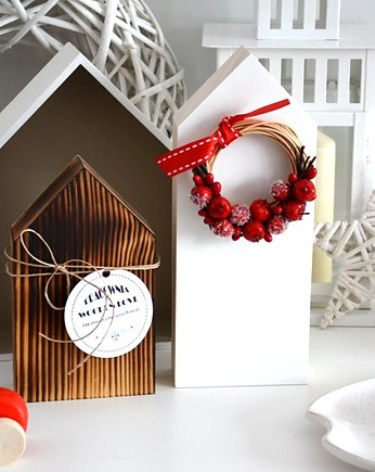 2 domki z wiankiem, Wooden Love