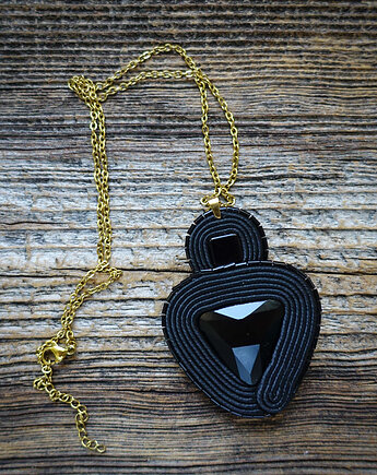 Czarny wisior soutache, Mró Soutache