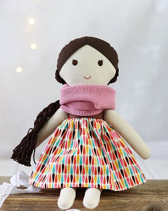 Lala brązowa w spódniczce w łezki, szycioteka