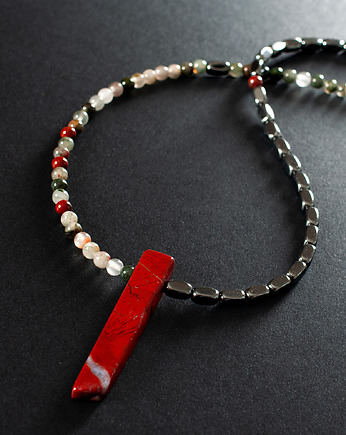 Naszyjnik z jaspisem cesarskim i pirytem. [SN13], Anillito