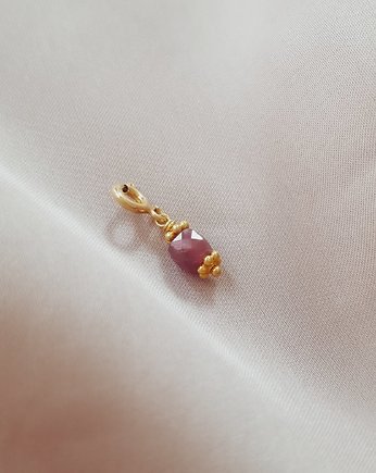 Charms z różowym turmalinem, MiO sasso
