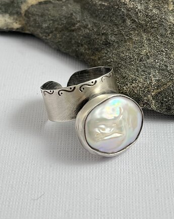 Pierścionek z perłą, meduska