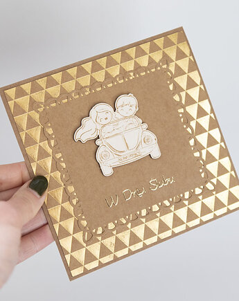 Kartka ślubna z parą młodą w samochodzie, Papiernik