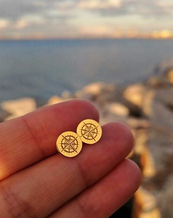 Kolczyki pozłacane - róża wiatrów, Szkatułka Emi