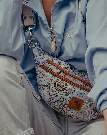 Nerka z wodoodpornego, drukowanego poliestru, wzór heksagony, Karolina Audycka