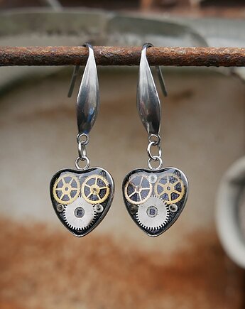 Mechaniczne kolczyki 92, Zegarynki