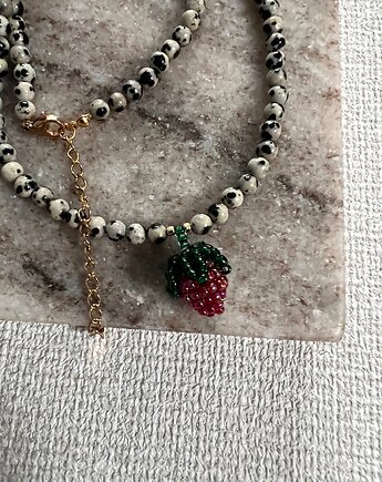 Handmade naszyjnik z jaspisem dalmatyńskim i plecioną malinką, Juicy Beads