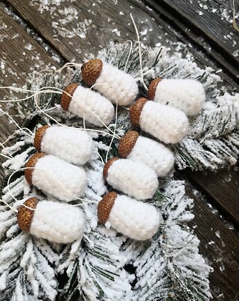 Żołędzie - białe ozdoby choinkowe, gingerolla