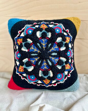 Poduszka Mandala, TakieTam dekoracje z wełny