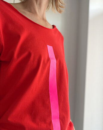 Kreska różowa na czerwonym Oversize, ONE MUG A DAY