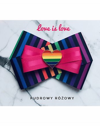 Brosza z Kolekcji LOVE is LOVE Pride, Pudrowy Różowy