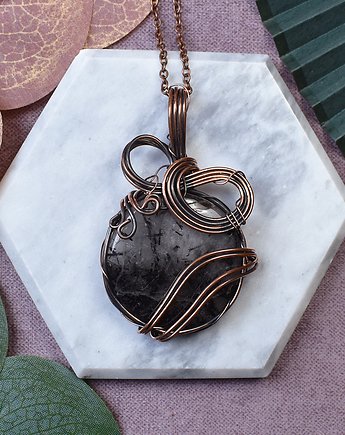 Miedziany wisiorek wire wrapping z kwarcem z rutylem #209, Spirit Of Copper