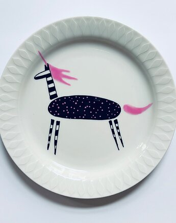 Jendorożec Cosmic, arent plates
